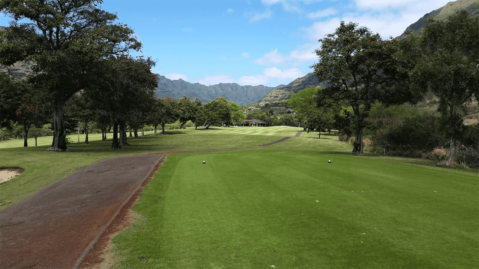 Makaha Valley Country Club
